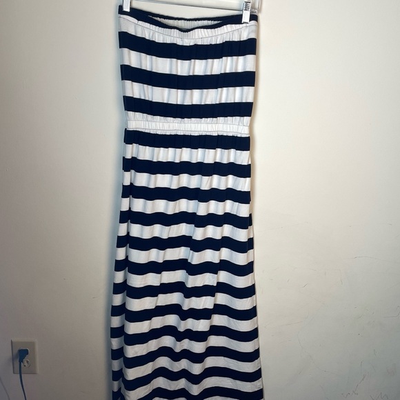 Old Navy Blue And White Striped Strapless Maxi Dress Size S - Picture 8 of 9